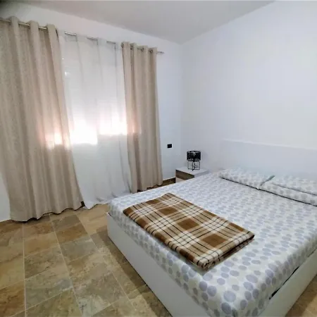 Appartement Lovely Near The Vlorë