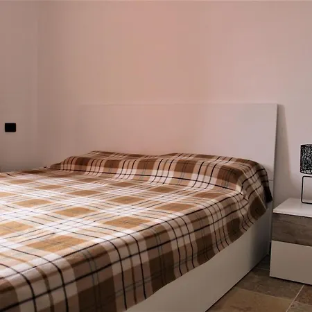 Lovely Near The * Vlorë